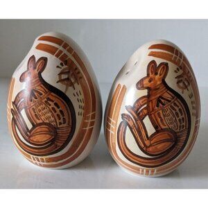 Anna Studio Kangaroo Salt & Pepper 2 Shakers Tan Hand Painted Ceramic Signed 3"